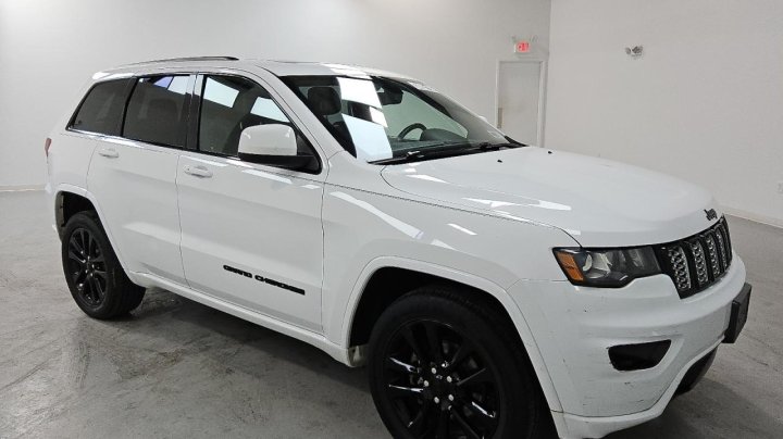 JEEP Grand Cherokee LAREDO 2019