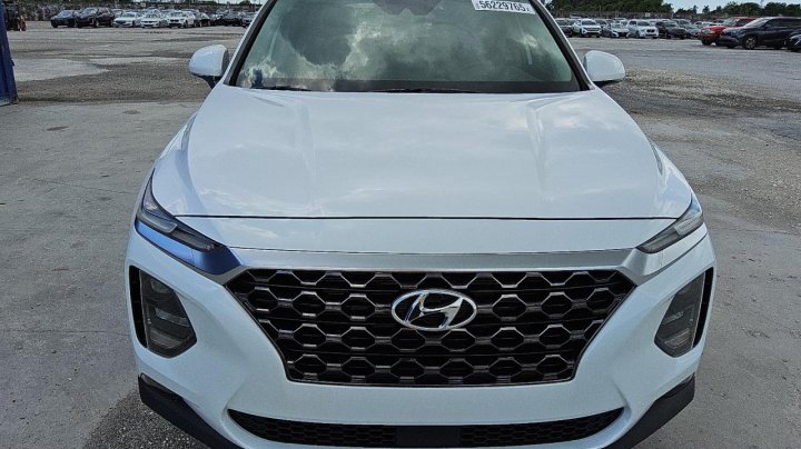 Hyundai Santa Fe SEL 2020