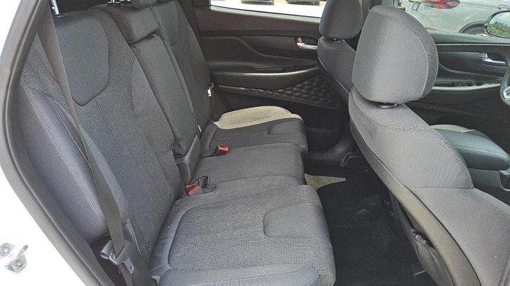 Hyundai Santa Fe SEL 2020