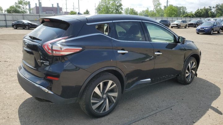 Nissan Murano S 2015