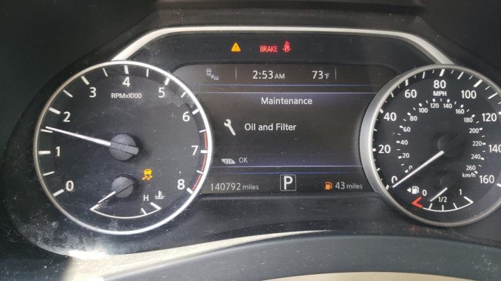 Nissan Murano S 2015