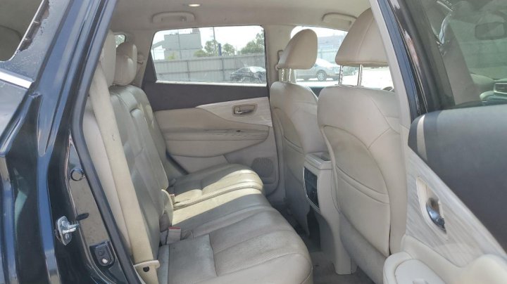 Nissan Murano S 2015