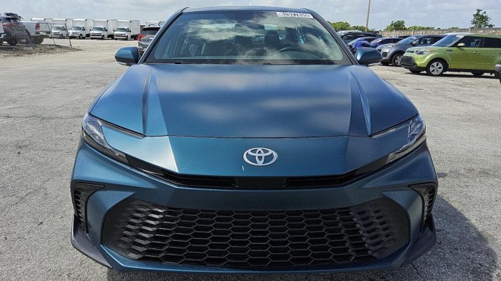Toyota Camry XSE 2025