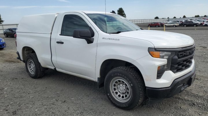 Chevrolet Silverado C1500 2023