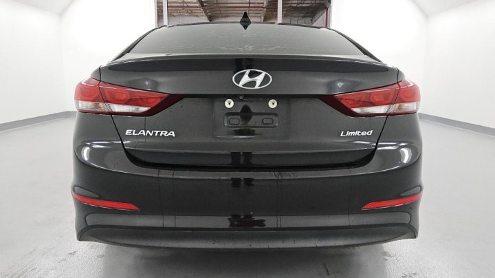 Hyundai Elantra SE 2017