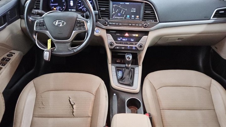 Hyundai Elantra SE 2017