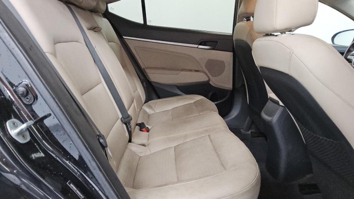 Hyundai Elantra SE 2017
