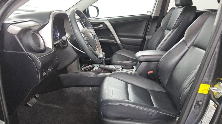 Toyota RAV4 LIMITED 2017