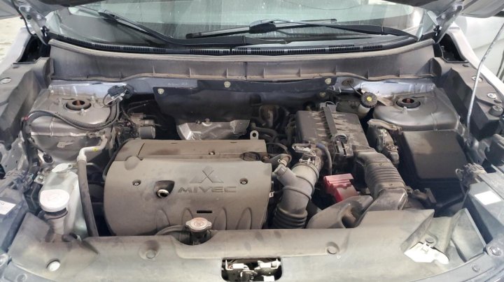 Mitsubishi OUTLANDER SPORT ES 2020