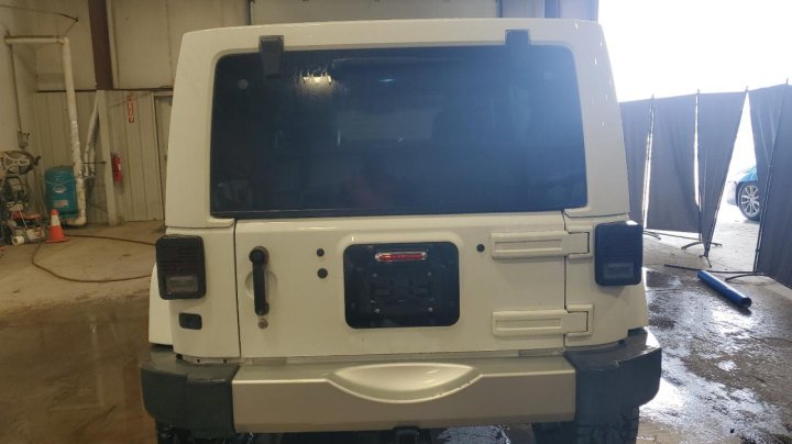 JEEP WRANGLER UNLIMITED SAHARA 2015