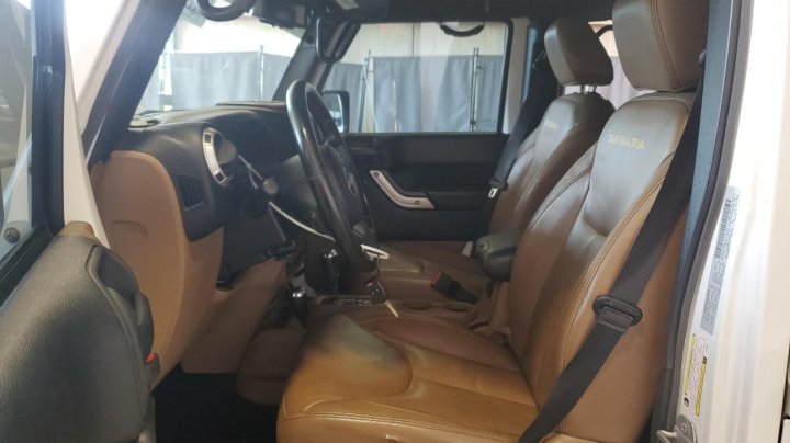JEEP WRANGLER UNLIMITED SAHARA 2015