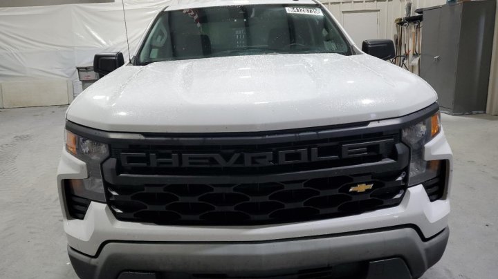 Chevrolet Silverado C1500 2023