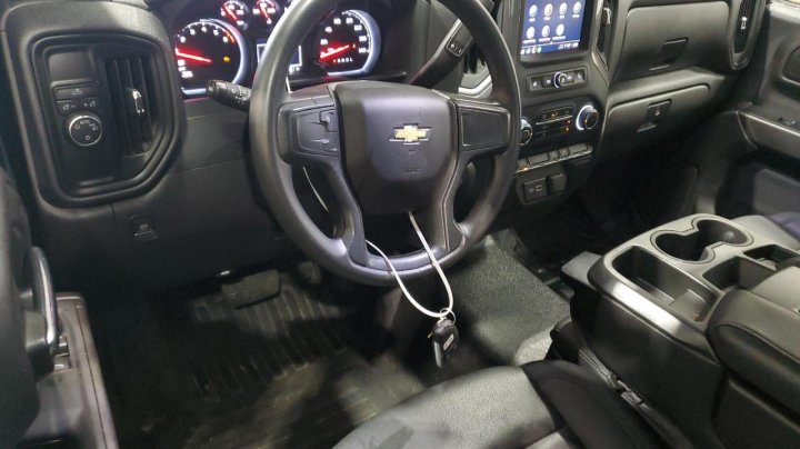 Chevrolet Silverado C1500 2023