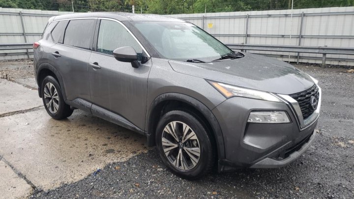 Nissan ROGUE SV 2022