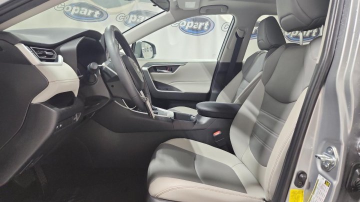 Toyota RAV4 XLE PREMIUM 2022