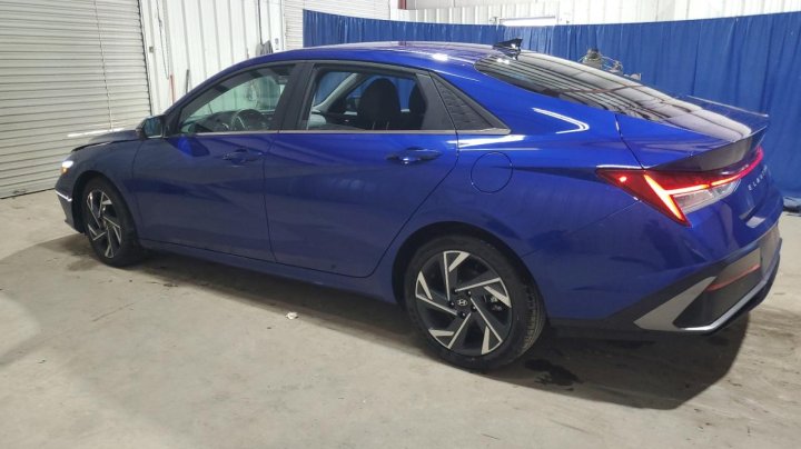 Hyundai Elantra LIMITED 2024