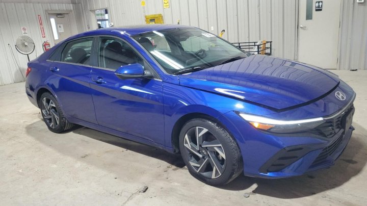 Hyundai Elantra LIMITED 2024