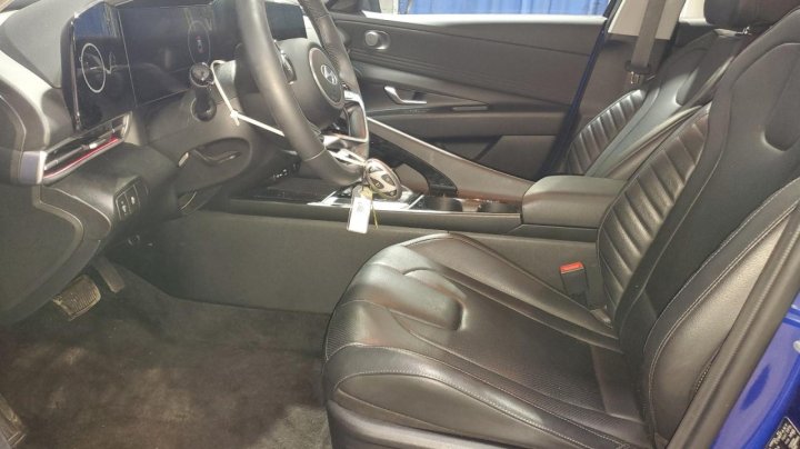 Hyundai Elantra LIMITED 2024