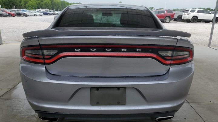Dodge Charger SE 2017