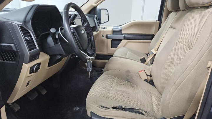 Ford F150 SUPERCREW 2015