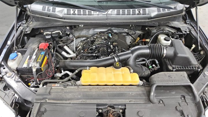 Ford F150 SUPERCREW 2015