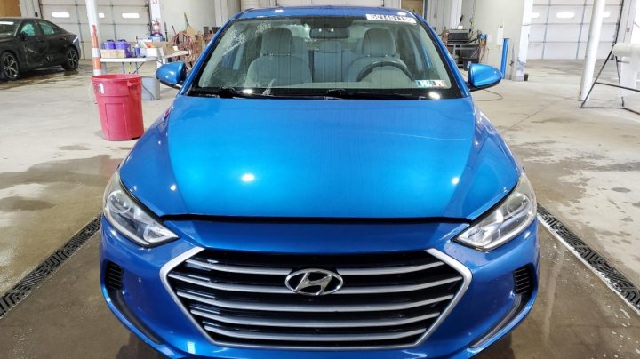 Hyundai Elantra SE 2017
