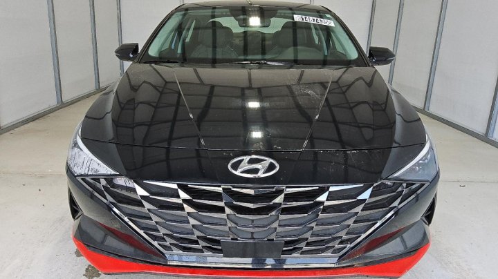 Hyundai Elantra LIMITED 2023