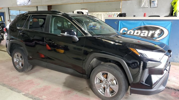 Toyota RAV4  2022