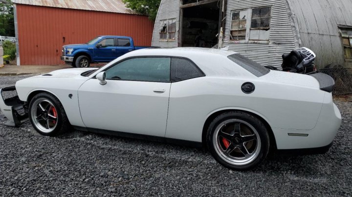 Dodge Challenger  2016