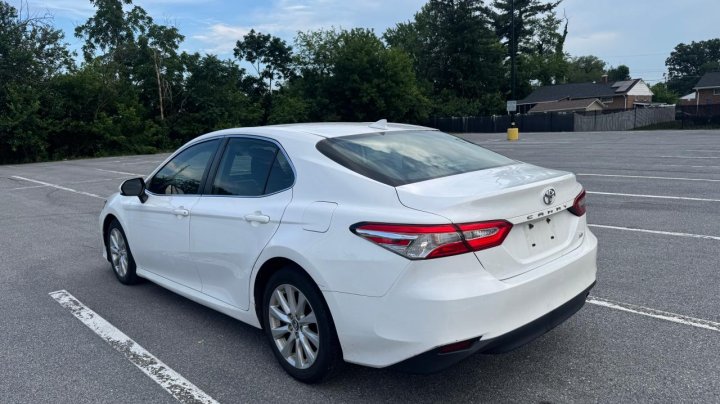 Toyota Camry  2019