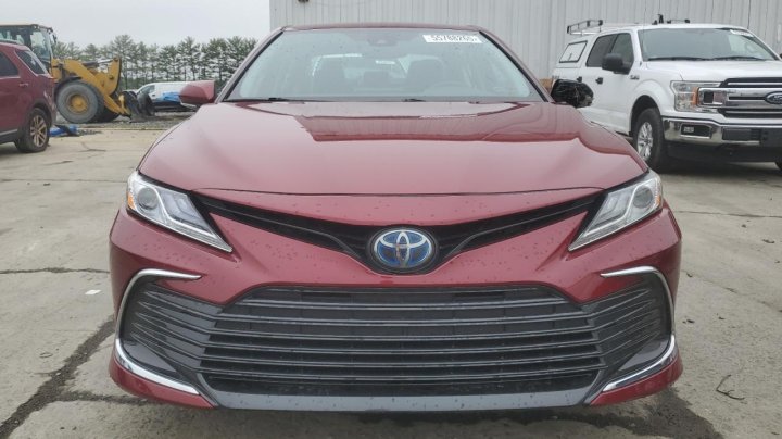Toyota Camry  2022