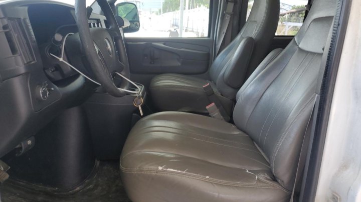 GMC Savana G3500 LS 2015
