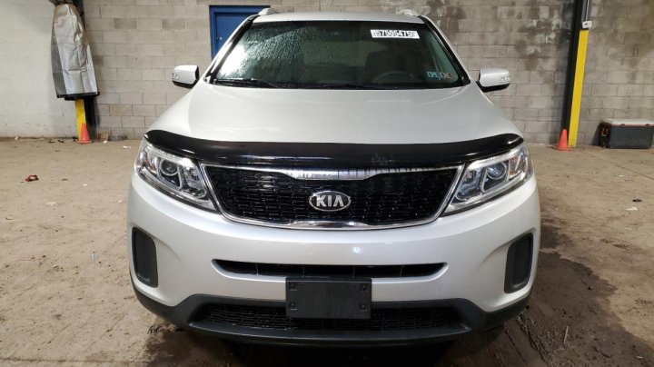 KIA Sorento LX 2015