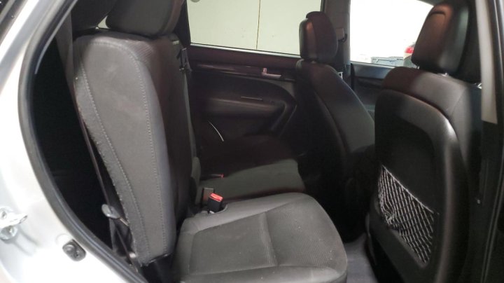 KIA Sorento LX 2015