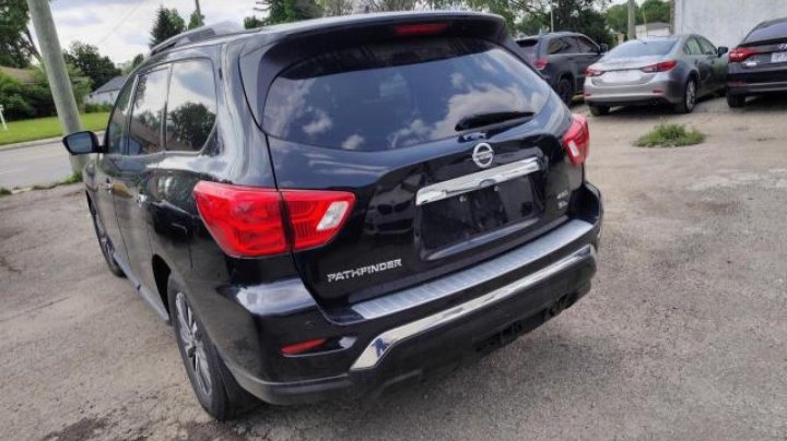 Nissan Pathfinder S 2017