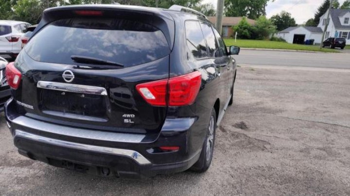 Nissan Pathfinder S 2017