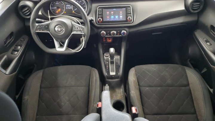 Nissan Kicks S 2020