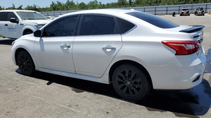 Nissan Sentra S 2018