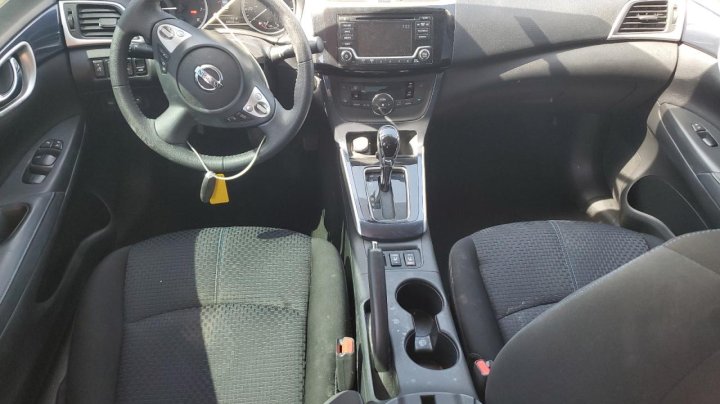 Nissan Sentra S 2018