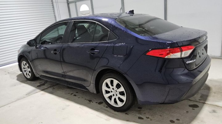 Toyota Corolla LE 2025