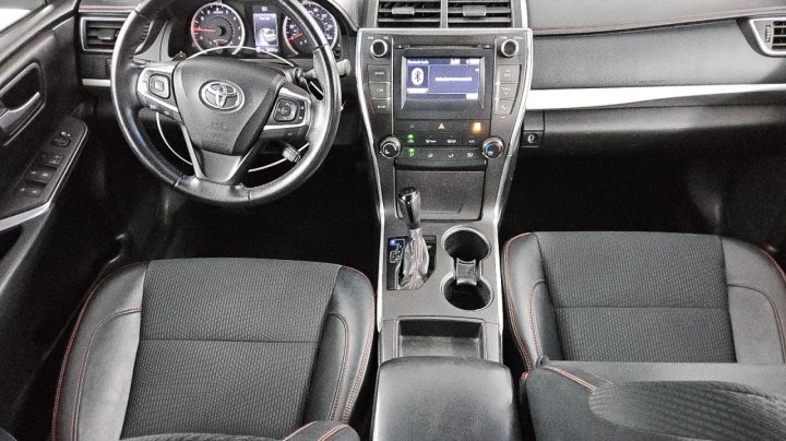 Toyota Camry LE 2016