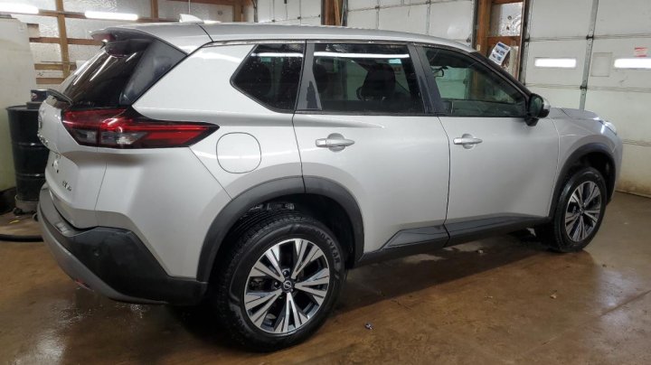 Nissan ROGUE SV 2022