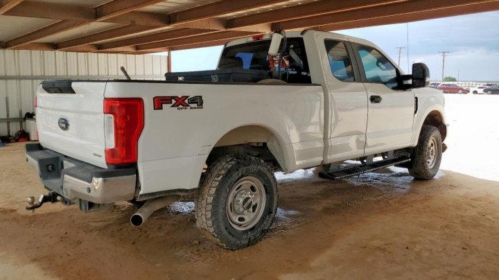 Ford F250 SUPER DUTY 2018