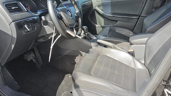 Volkswagen JETTA SEL 2015