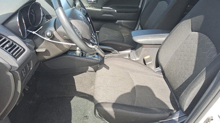Mitsubishi OUTLANDER SPORT SE 2021