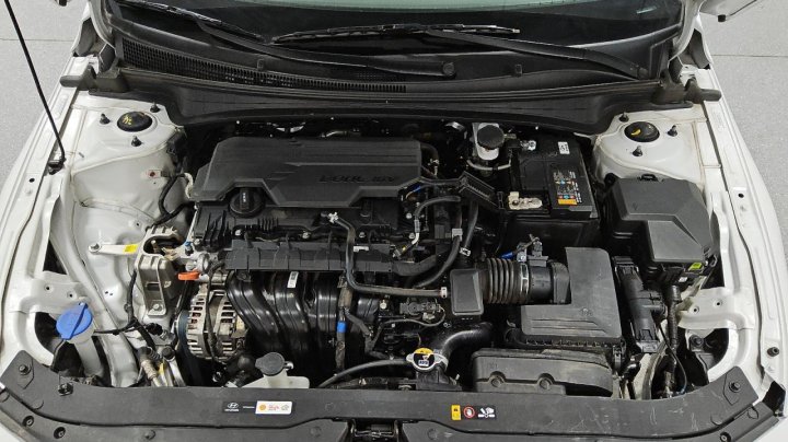 Hyundai Elantra SEL 2024