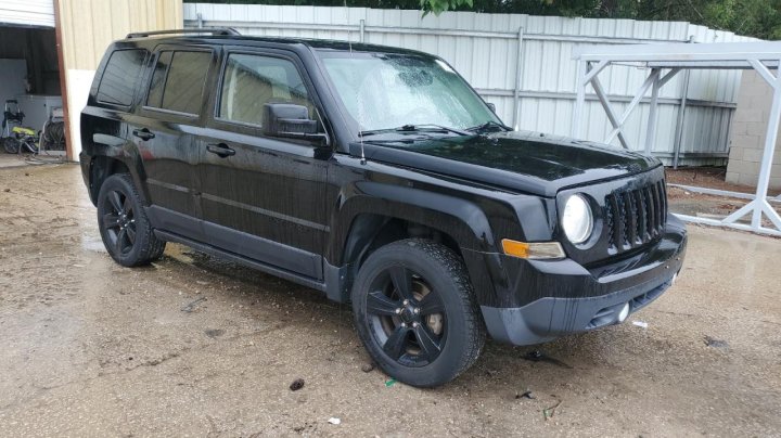 JEEP Patriot SPORT 2015