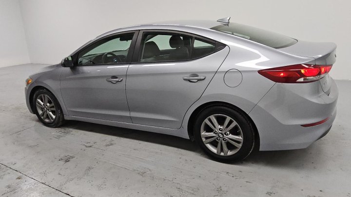 Hyundai Elantra SE 2017