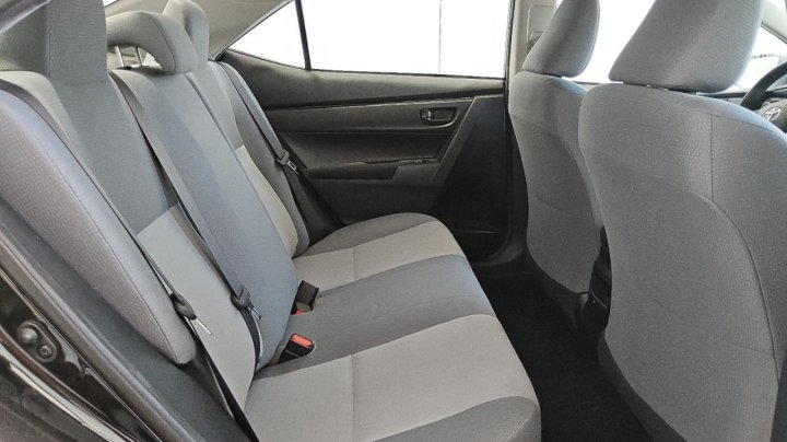 Toyota Corolla L 2018