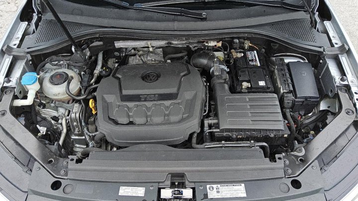 Volkswagen Tiguan S 2020
